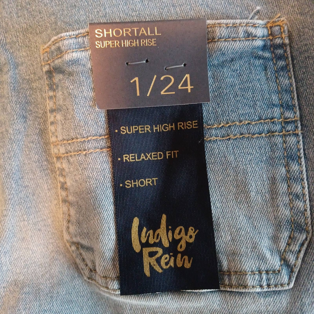 Indigo Rein Bib Shorts Overalls Size 1/24 Blue Jean Distressed Relaxed Fit NEW - Picture 6 of 9